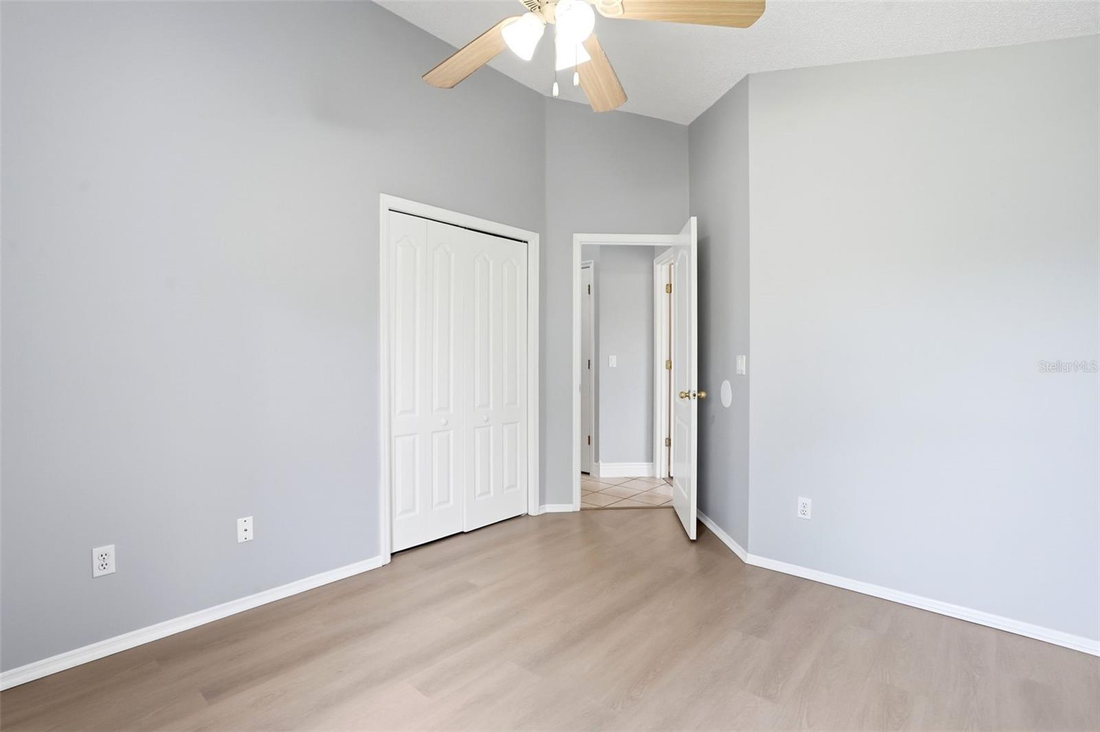 632 Cypress Tree Ct Property Photo 19