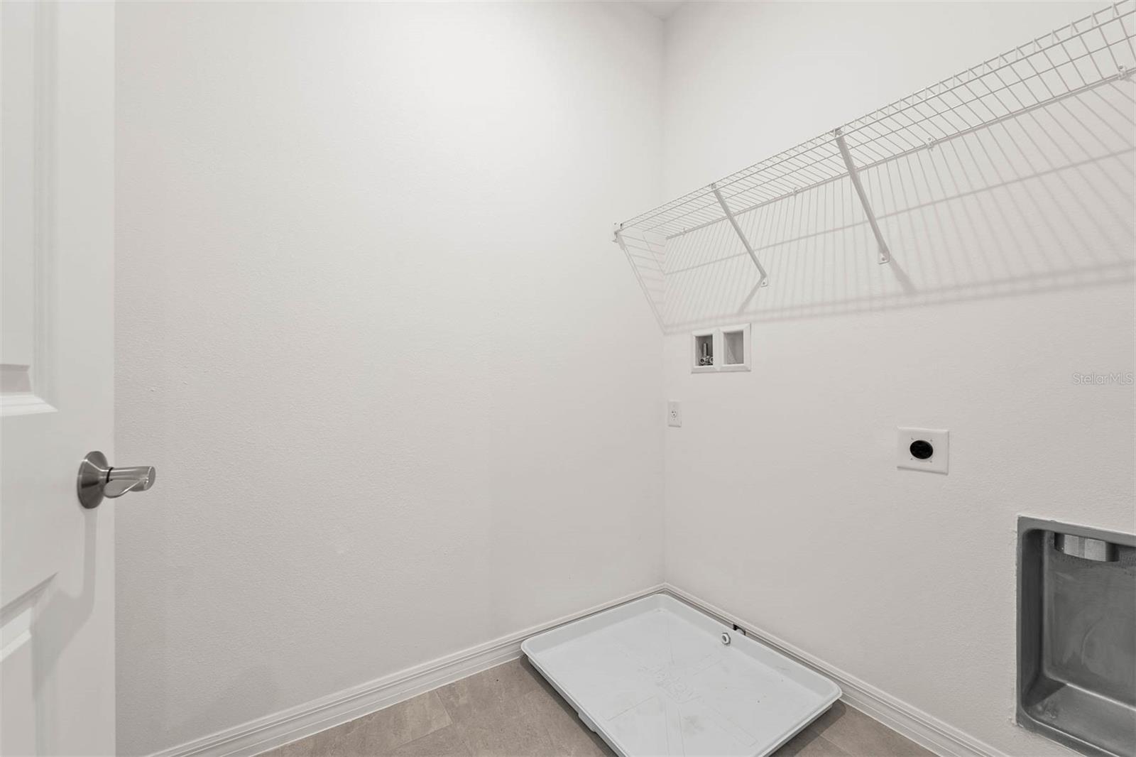 1824 Shadow Box Bnd Property Photo 21