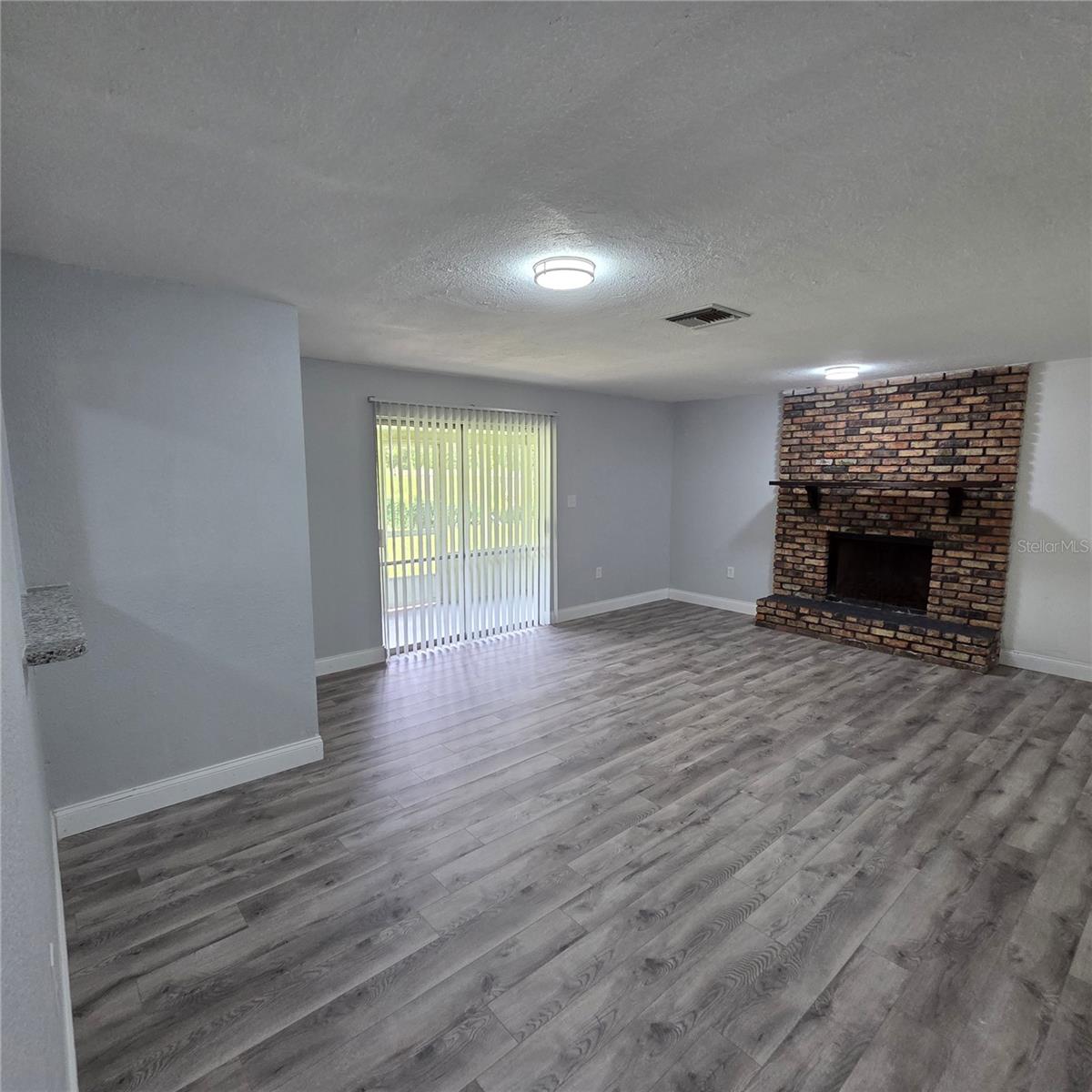 810 Swiss Ln Property Photo 8