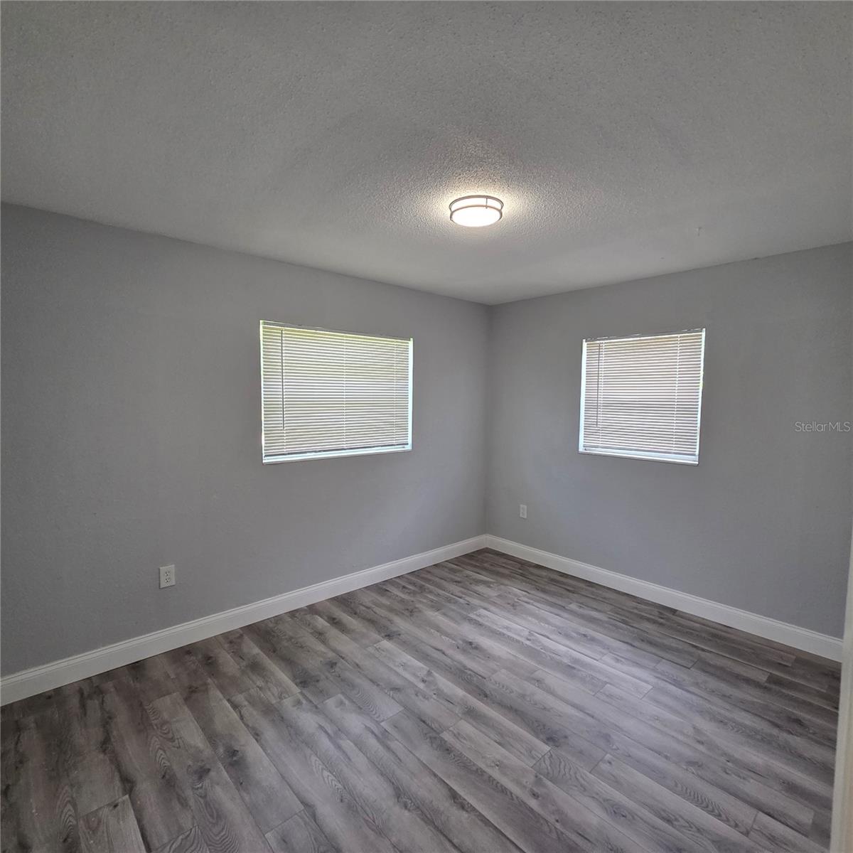 810 Swiss Ln Property Photo 22