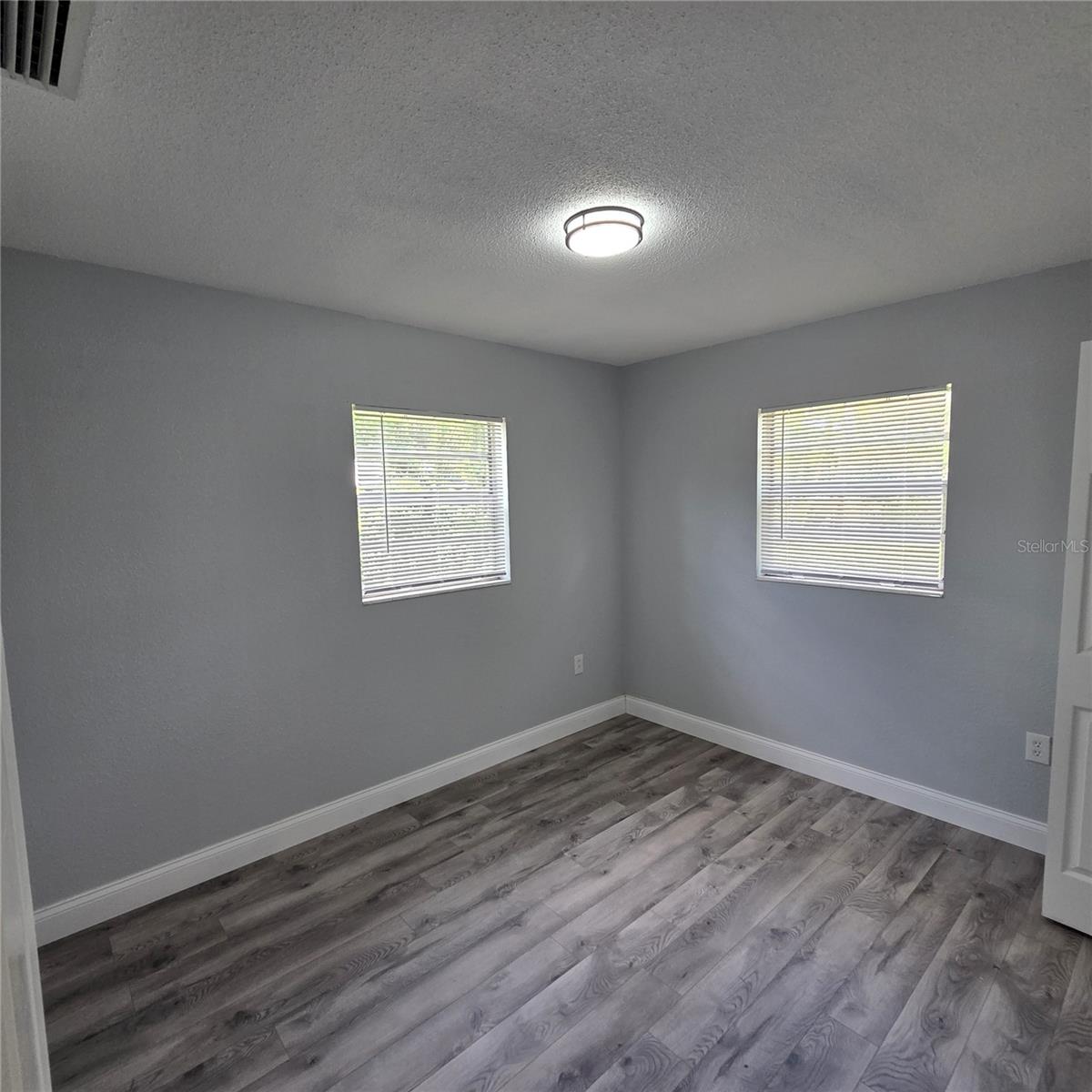 810 Swiss Ln Property Photo 23