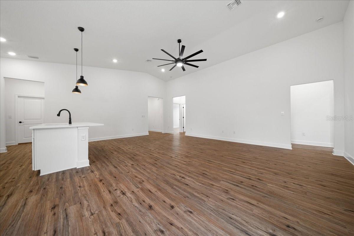 15095 Snowy Owl Ave Property Photo 19