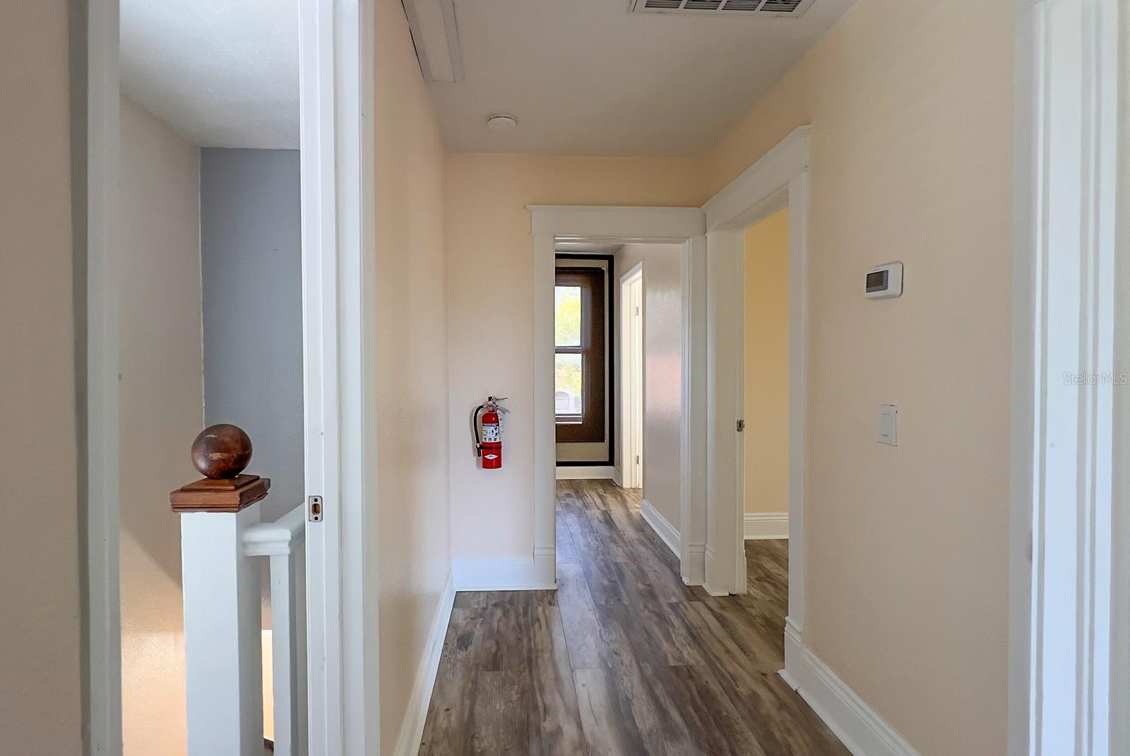 821 Emmett St #2nd Floor Property Photo 35