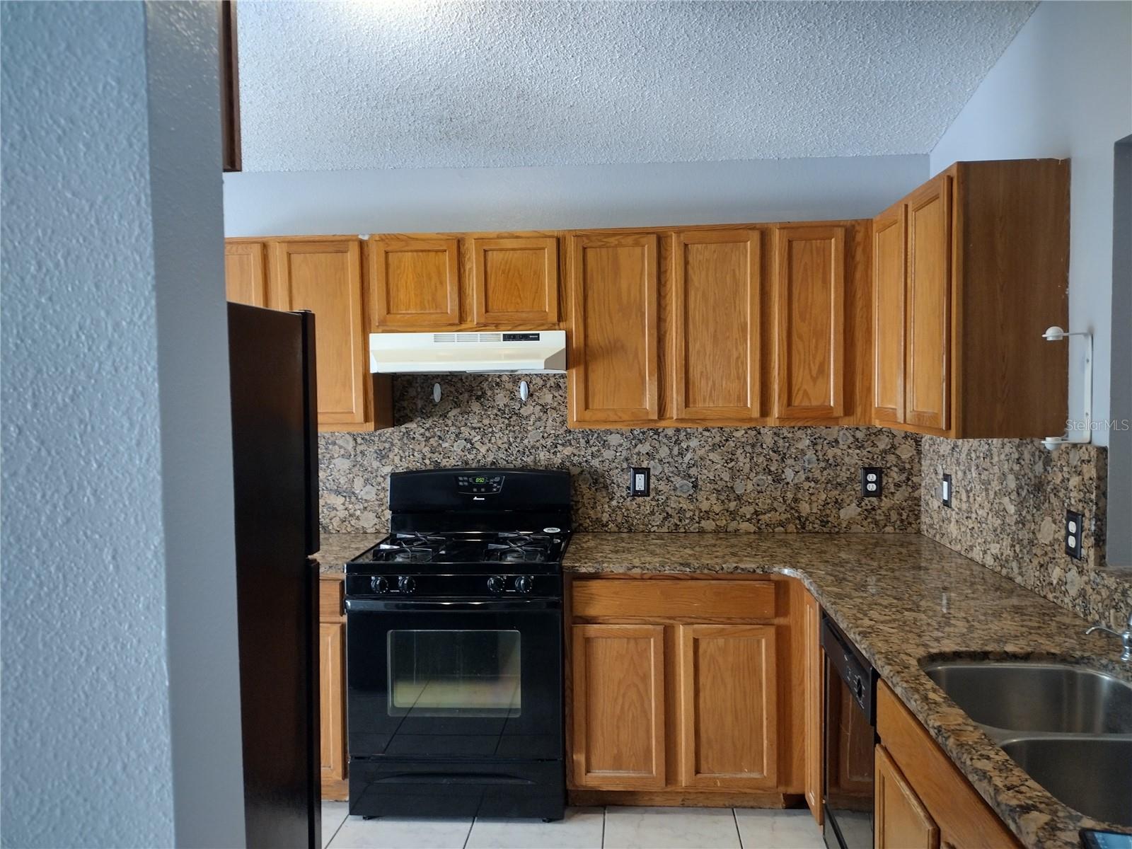 2358 Blue Sapphire Cir Property Photo 7