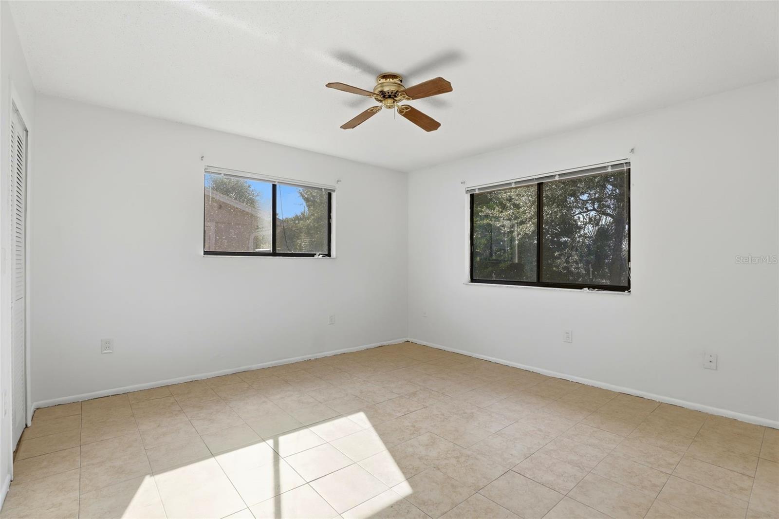 1056 Soria Ave Property Photo 15