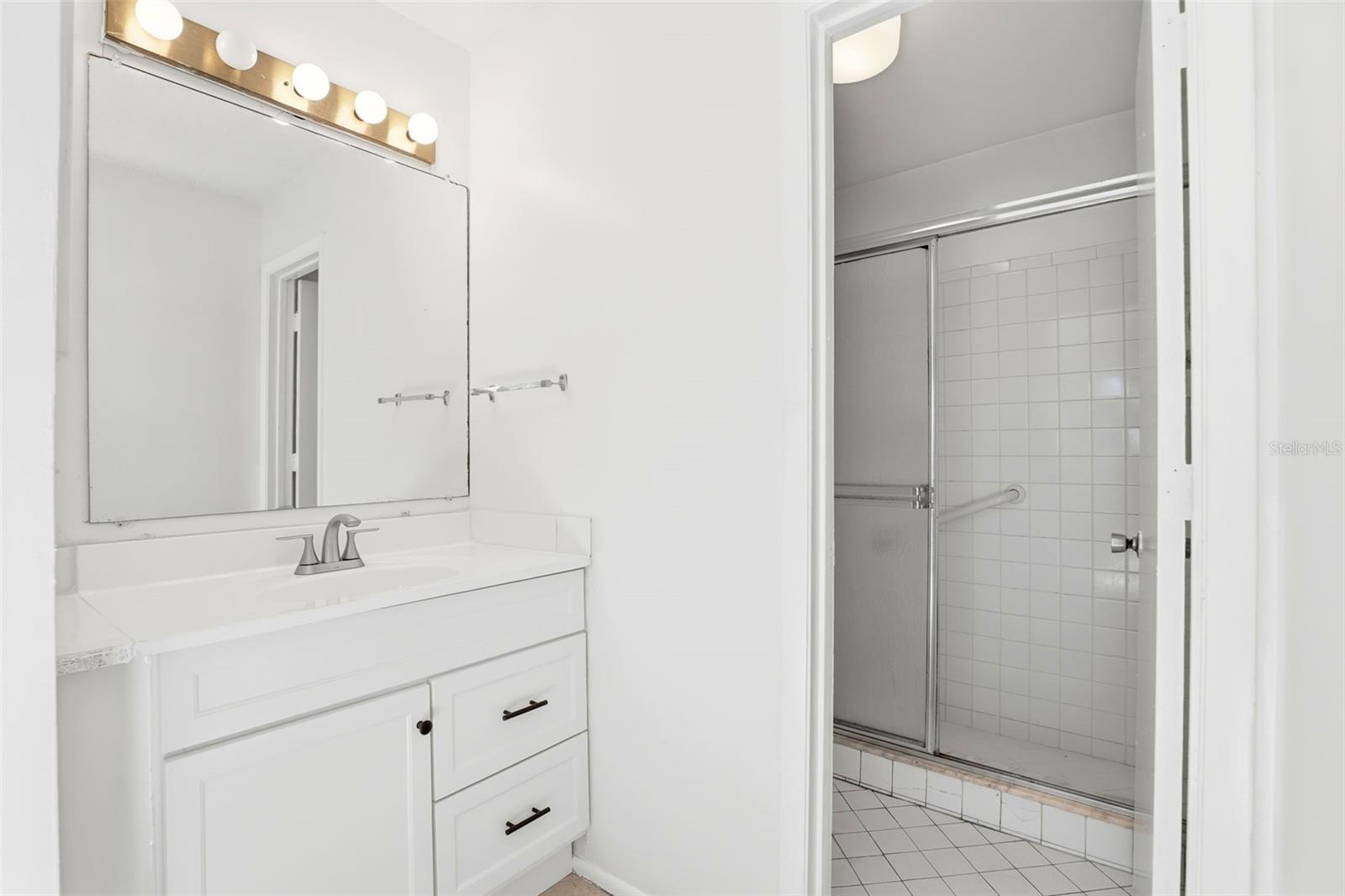 1056 Soria Ave Property Photo 17