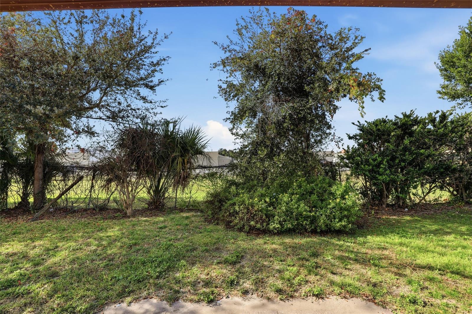1056 Soria Ave Property Photo 23