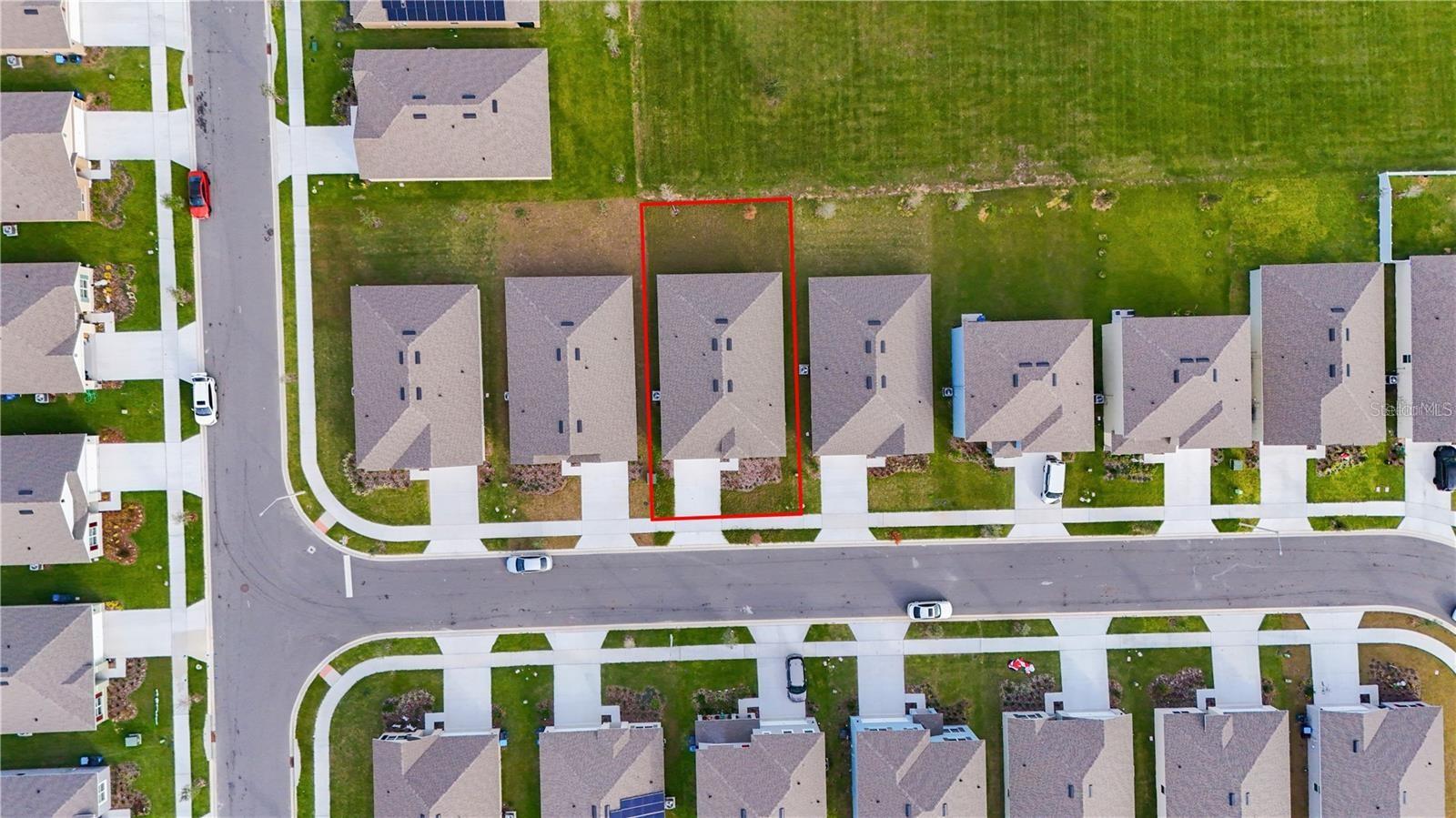 1811 Silverbell Loop Property Photo 14