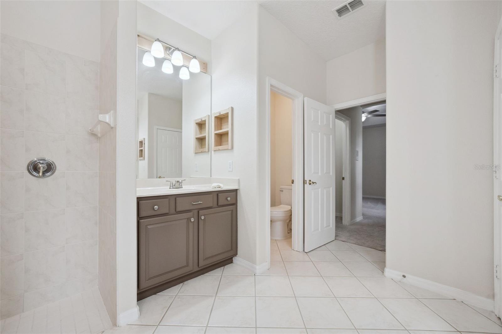 597 Sand Wedge Loop Property Photo 10
