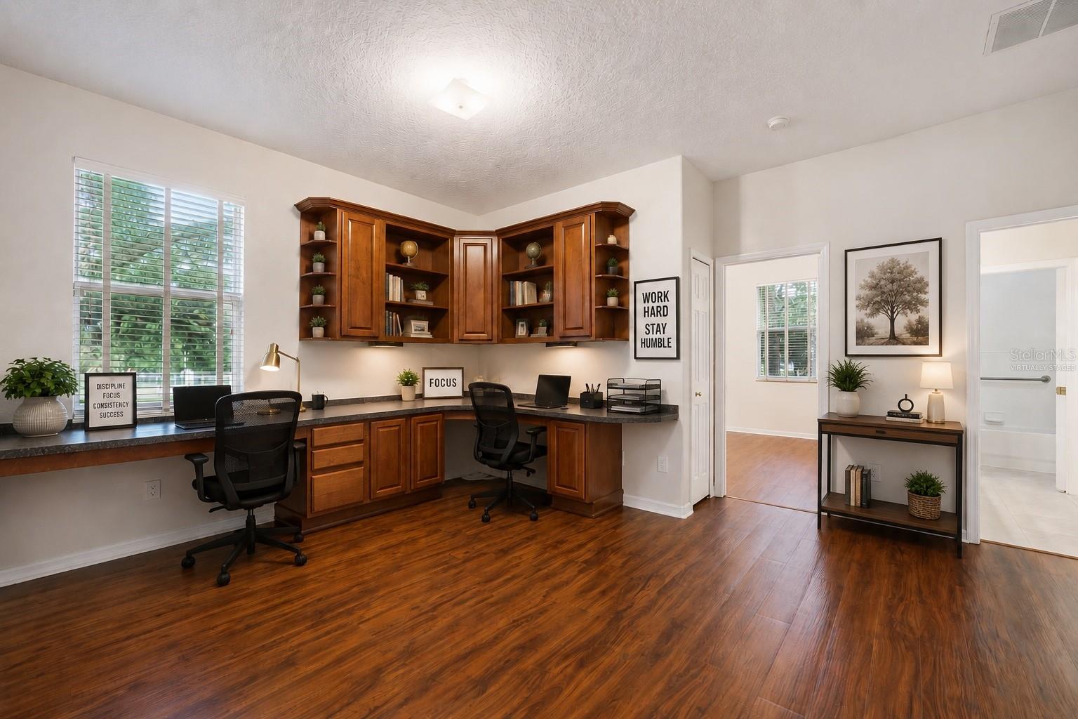 597 Sand Wedge Loop Property Photo 12