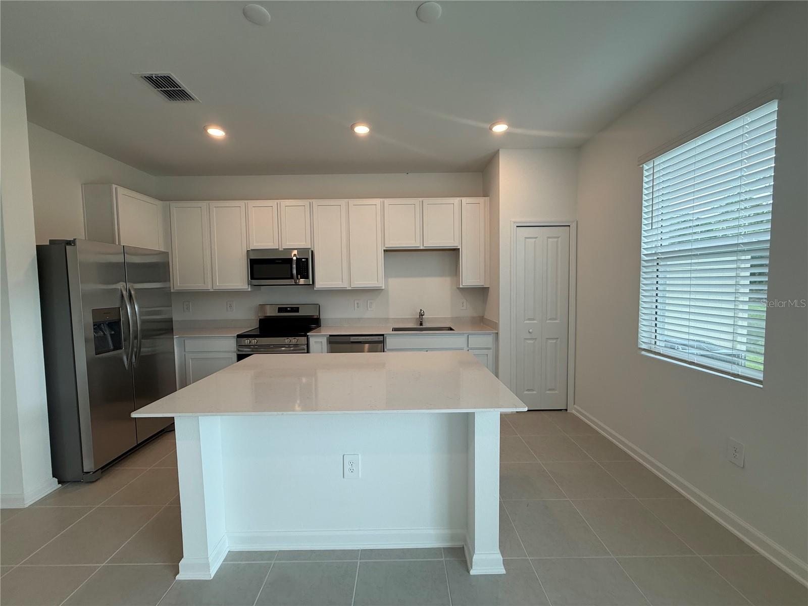 3061 Chromatic St Property Photo 6