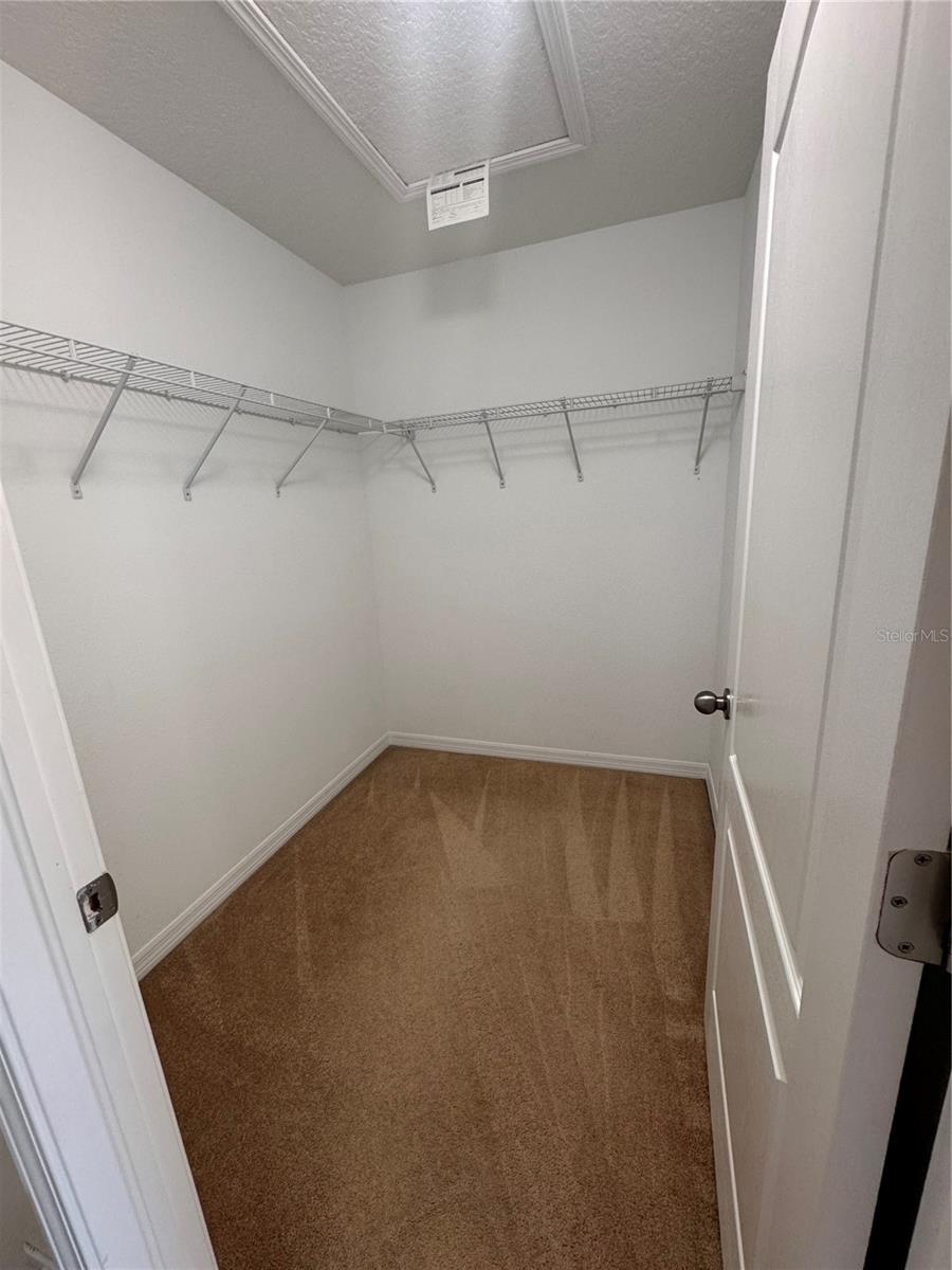 15511 Campden St Property Photo 15