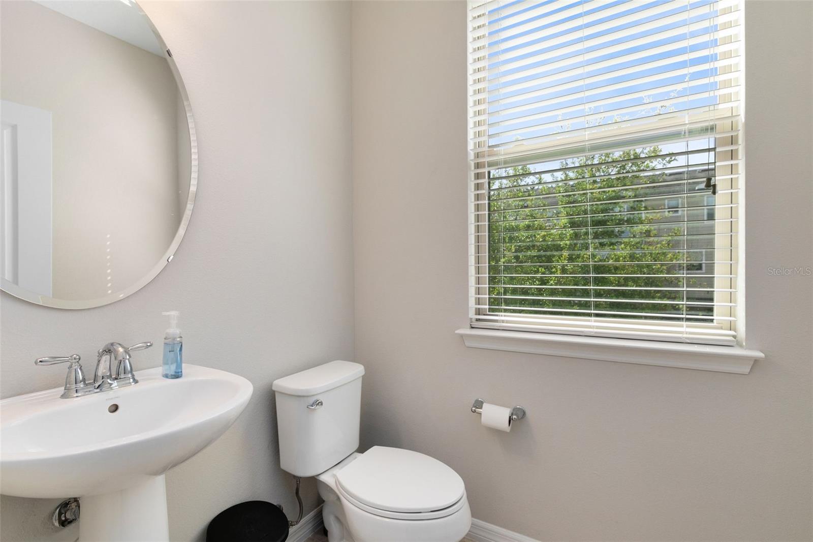 586 Piazza Pt Property Photo 16
