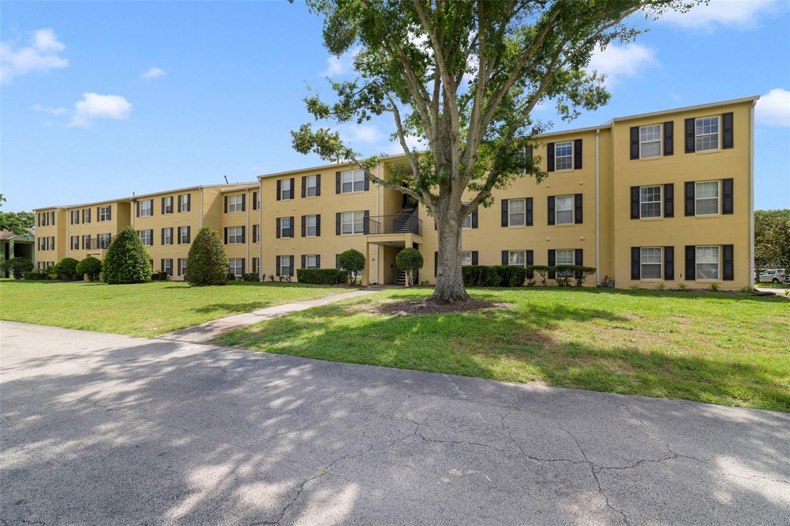 2019 DIXIE BELLE DR #G Property Photo 1