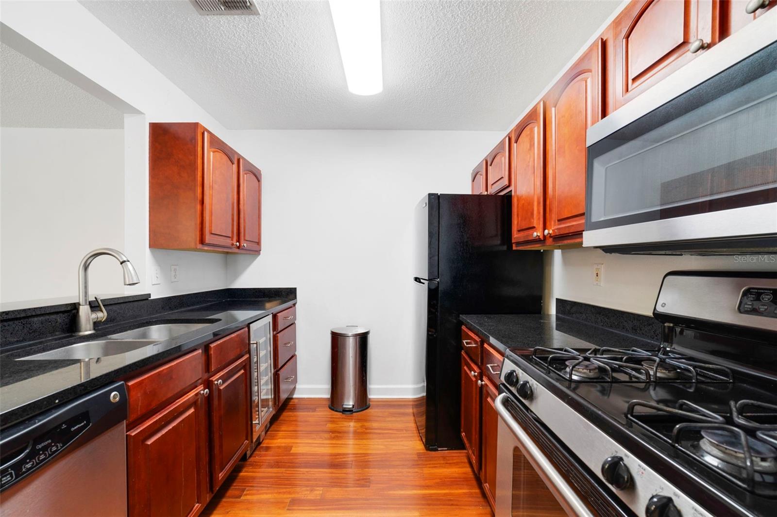 2019 Dixie Belle Dr #g Property Photo 7