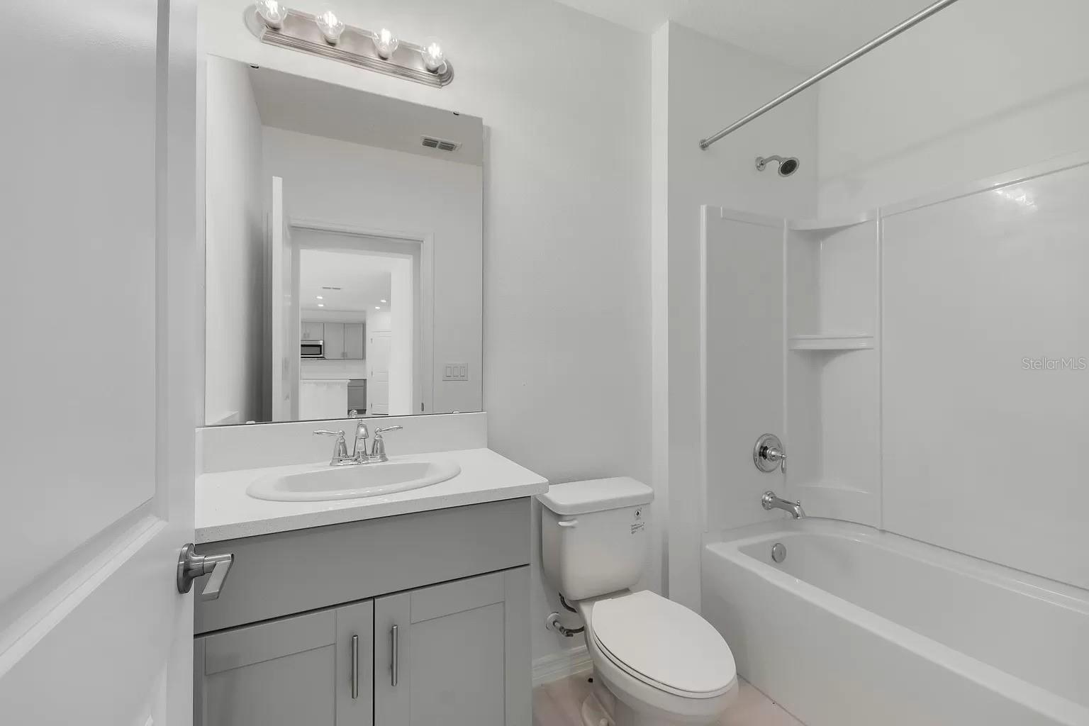 3964 Southern Vista Loop Property Photo 5