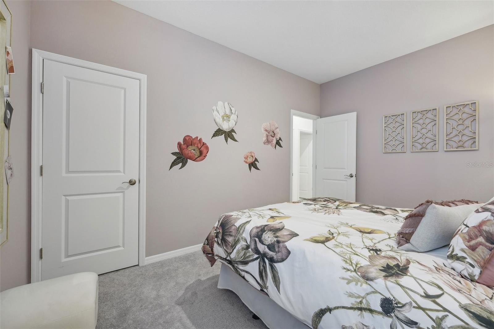 5832 Cliffbow Loop Property Photo 11