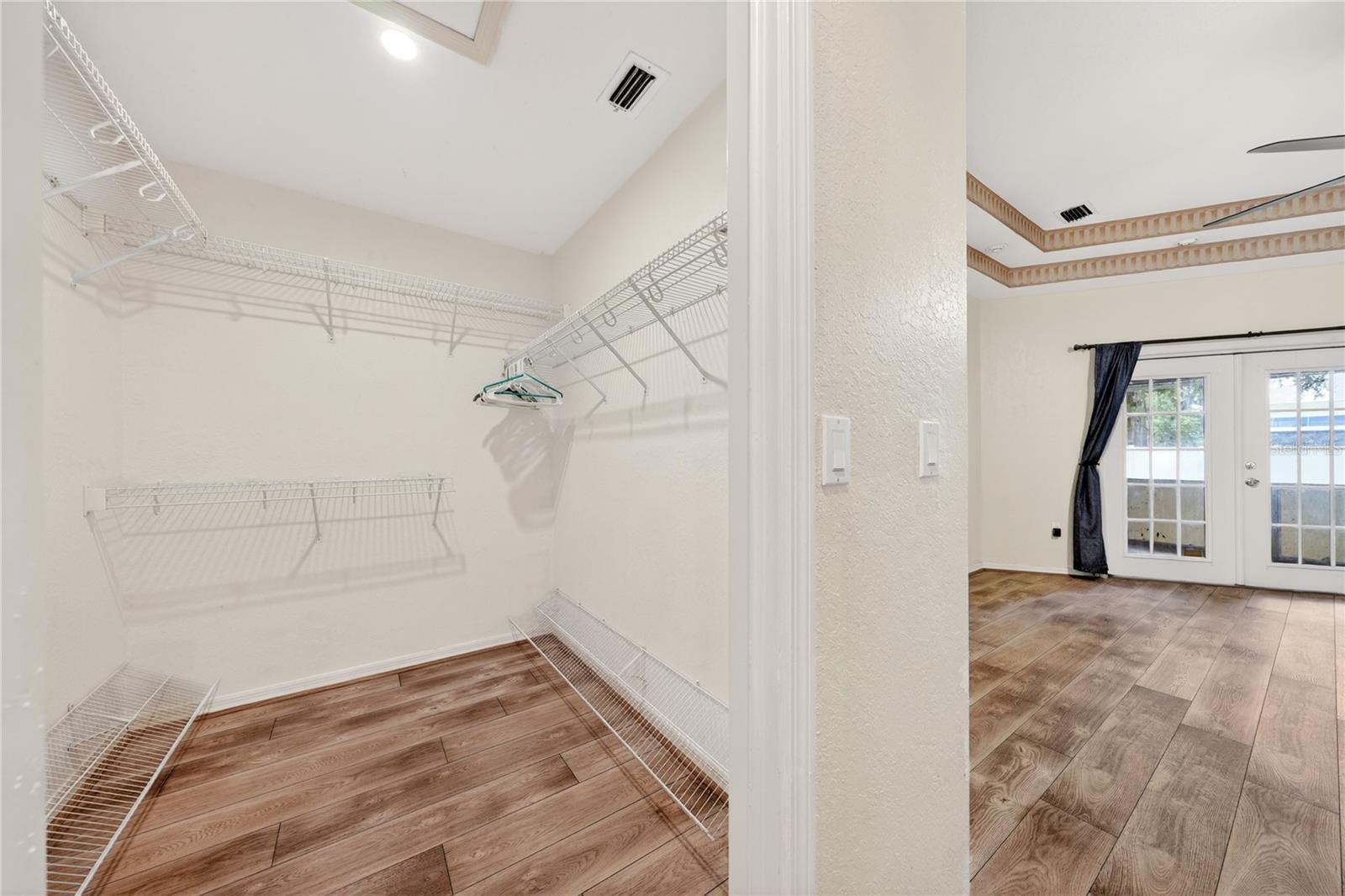 7222 Stanford Dr Property Photo 27