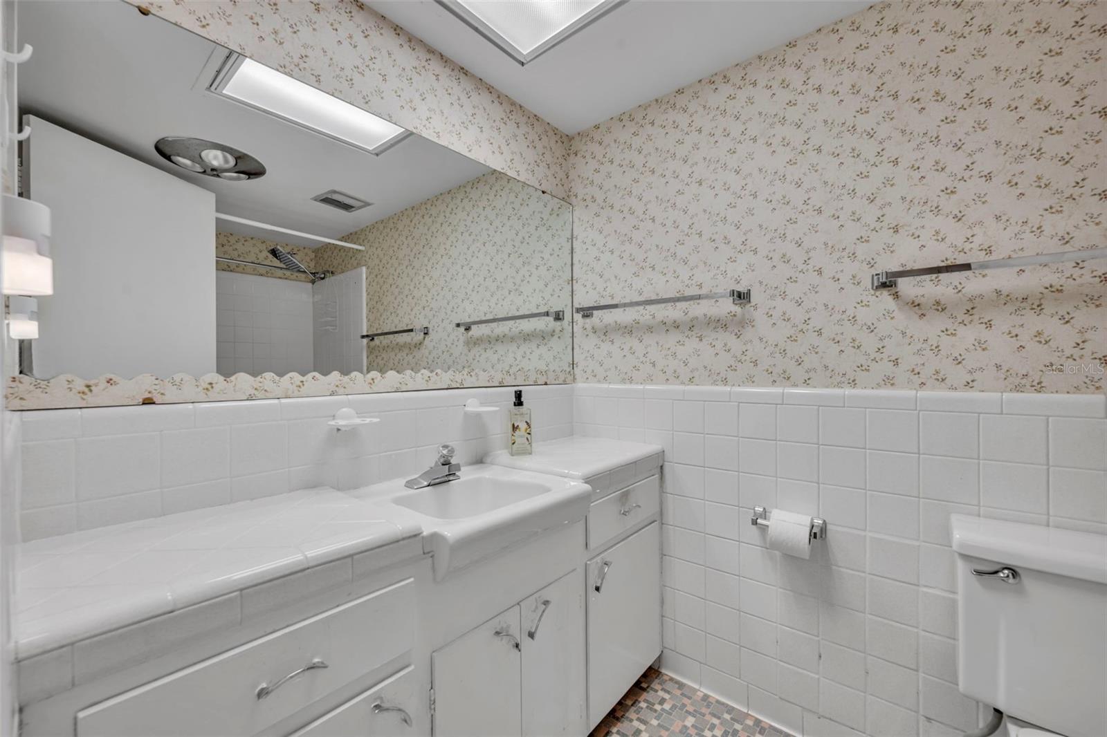 311 E Morse Blvd #6-12 Property Photo 14