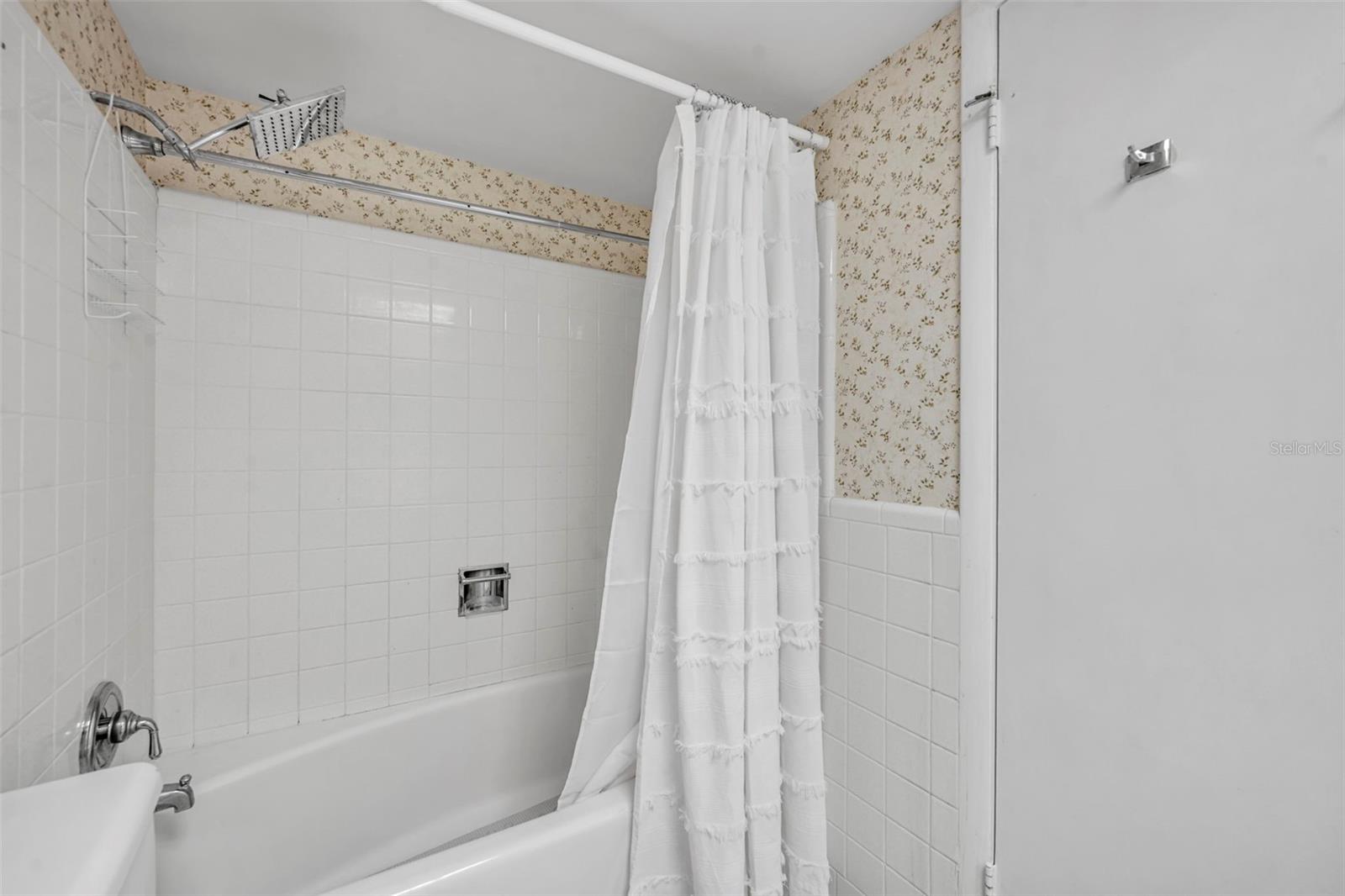 311 E Morse Blvd #6-12 Property Photo 15