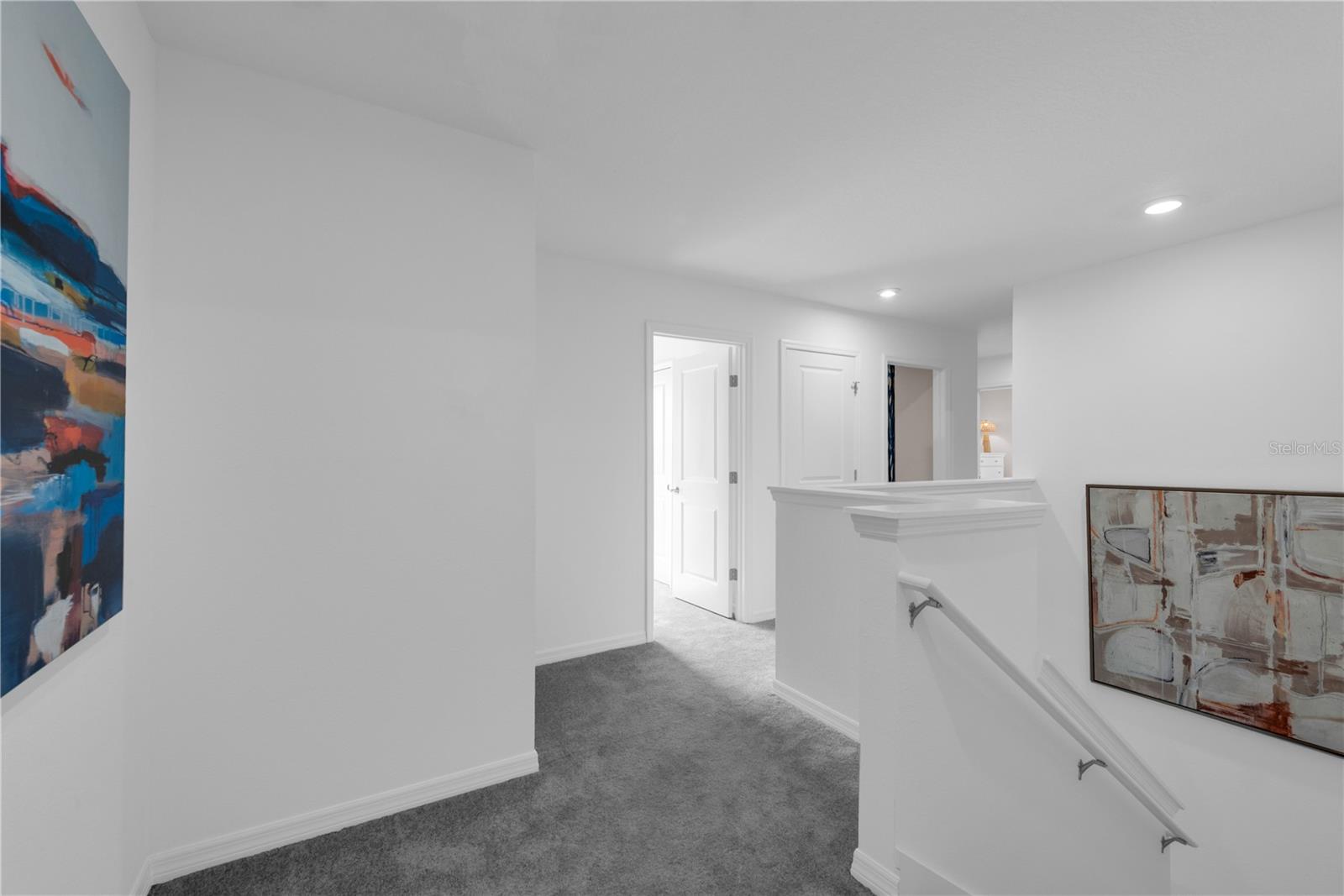 907 Castleford Ave Property Photo 17