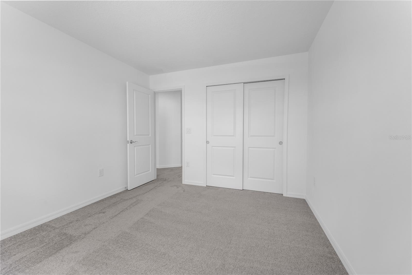 856 Castleford Ave Property Photo 28