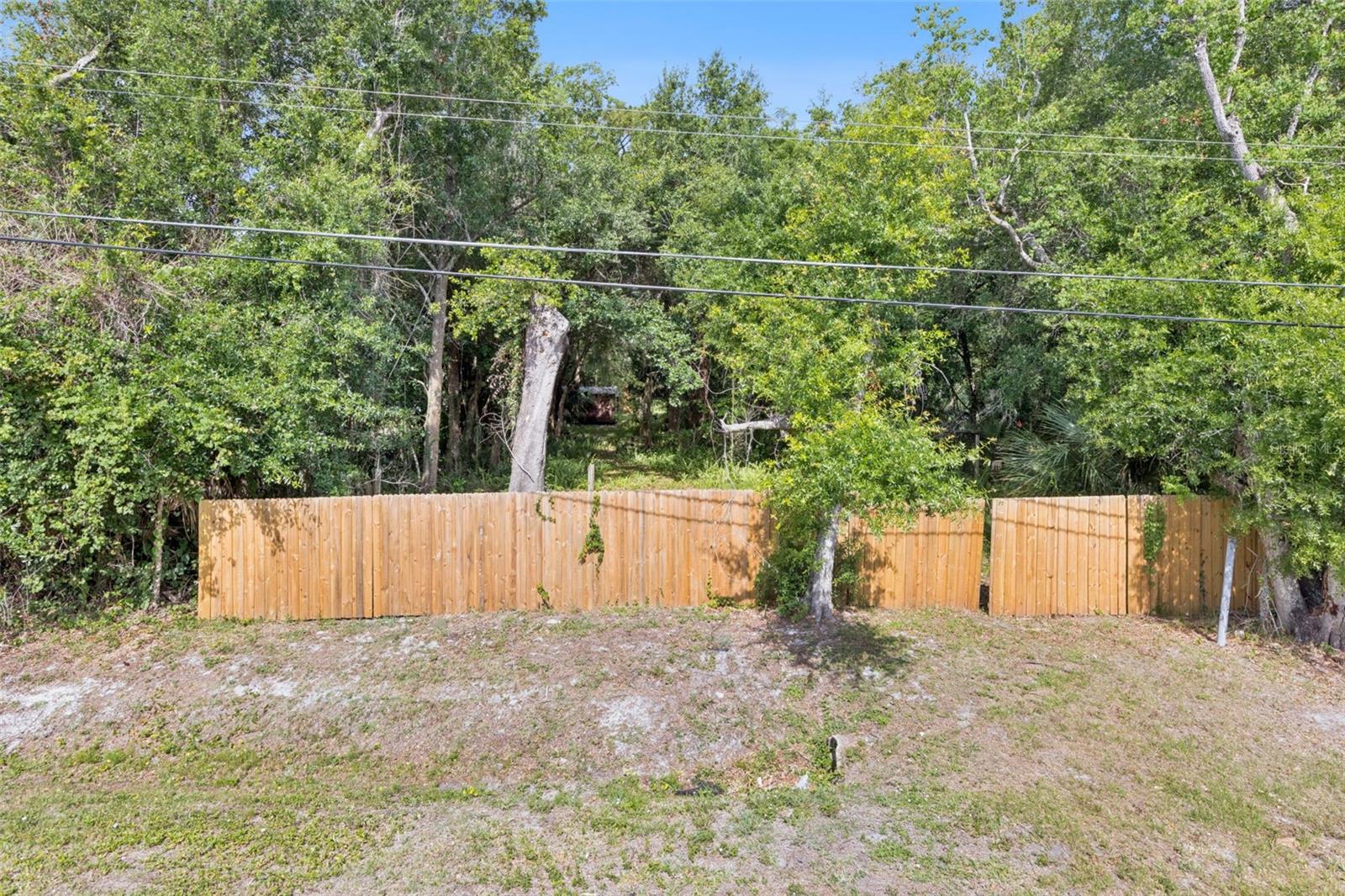 1318 COLETTA DR