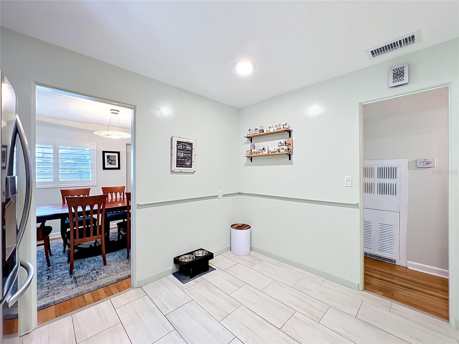 2806 Vine St Property Photo 15