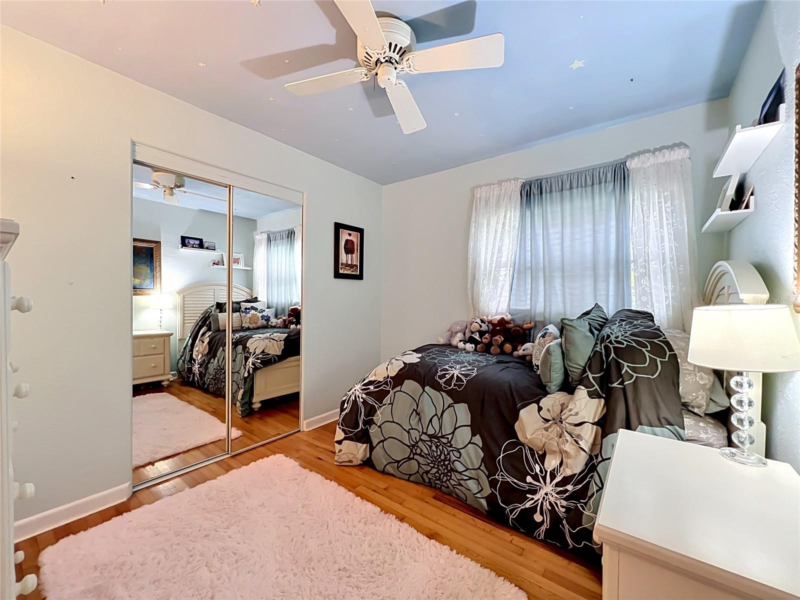 2806 Vine St Property Photo 33