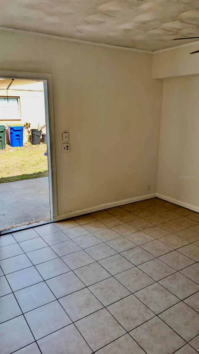 1077 Basque Dr Property Photo 12