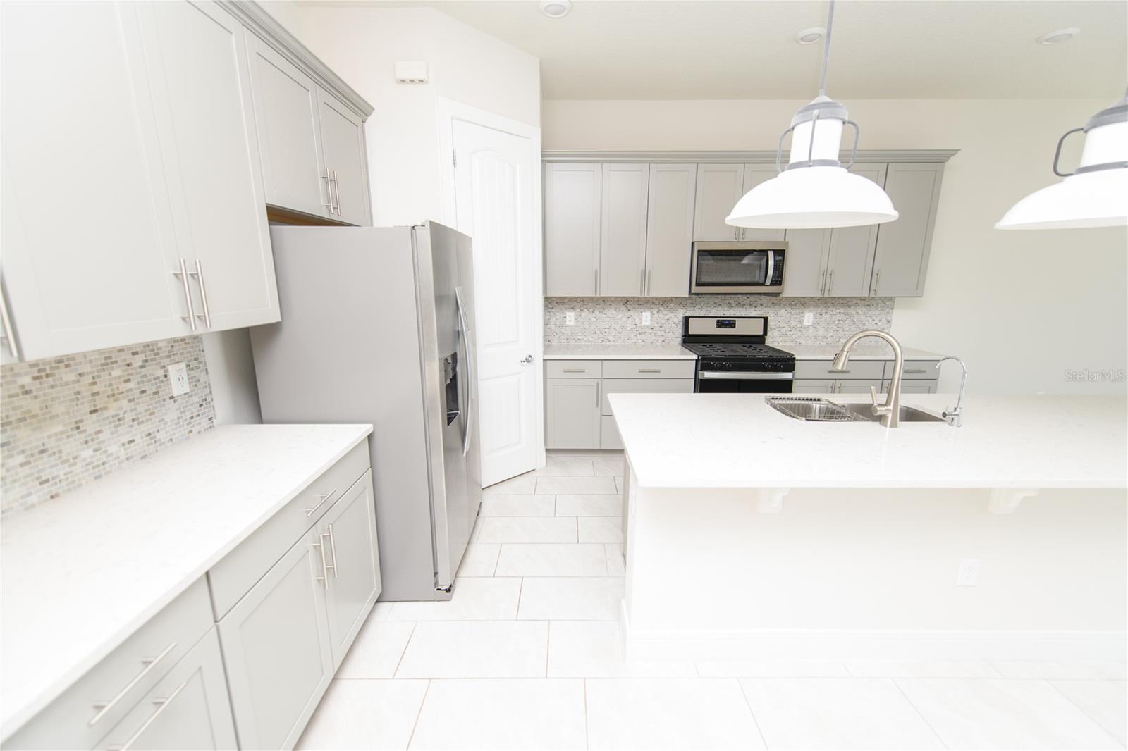10746 Pahokee Beach Pl Property Photo 10