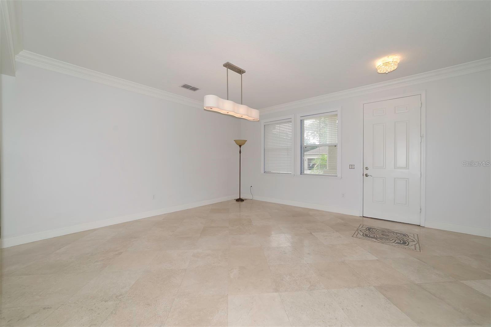 10124 Malpas Pt Property Photo 5