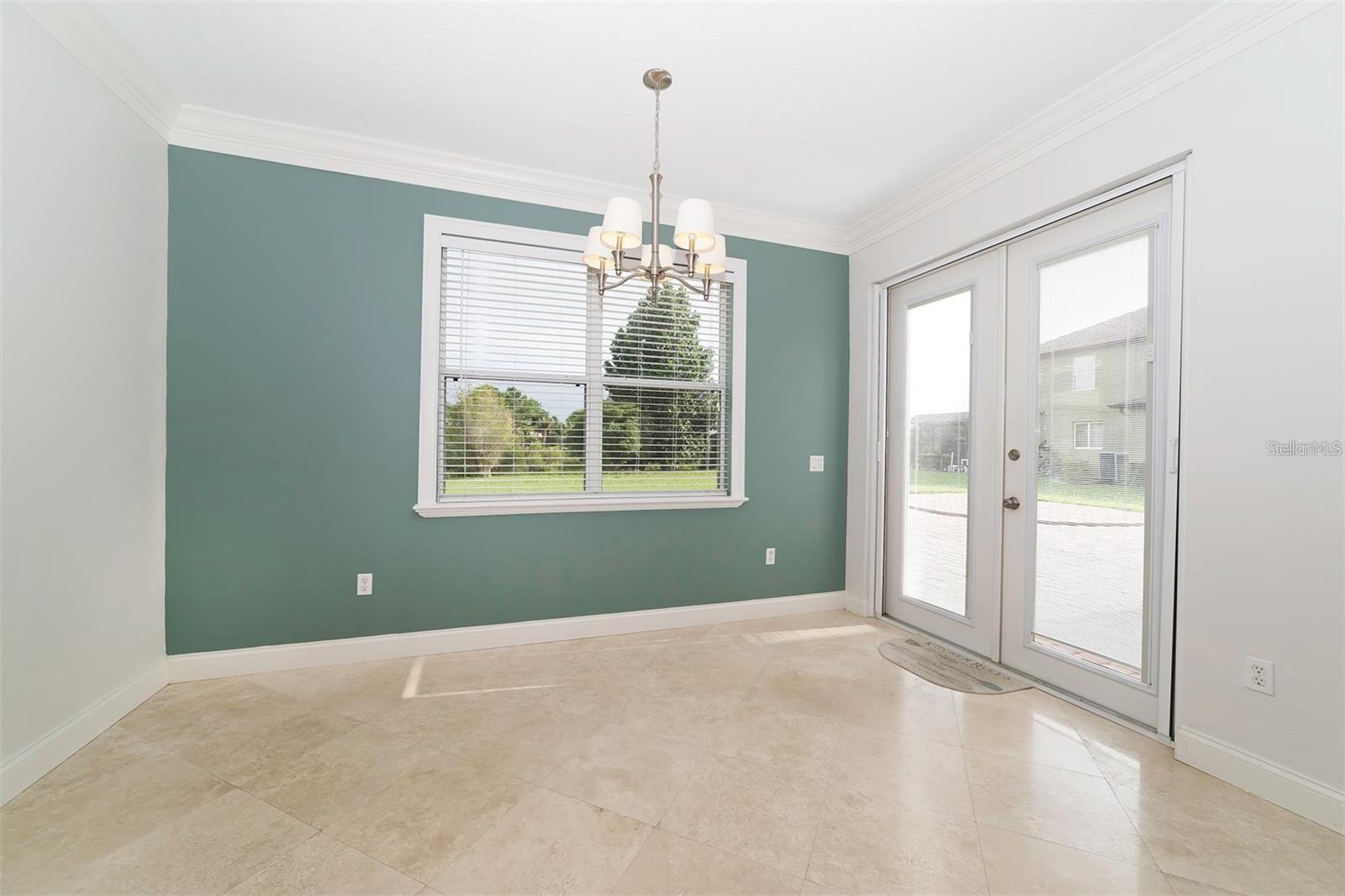 10124 Malpas Pt Property Photo 12