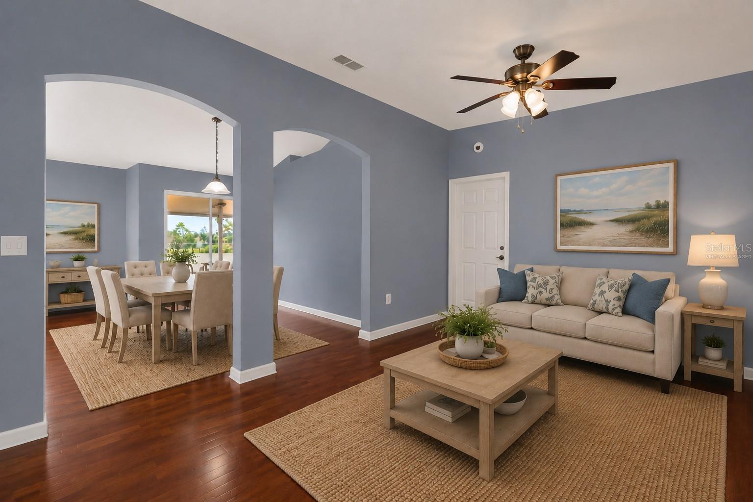 1147 Normandy Dr Property Photo 3