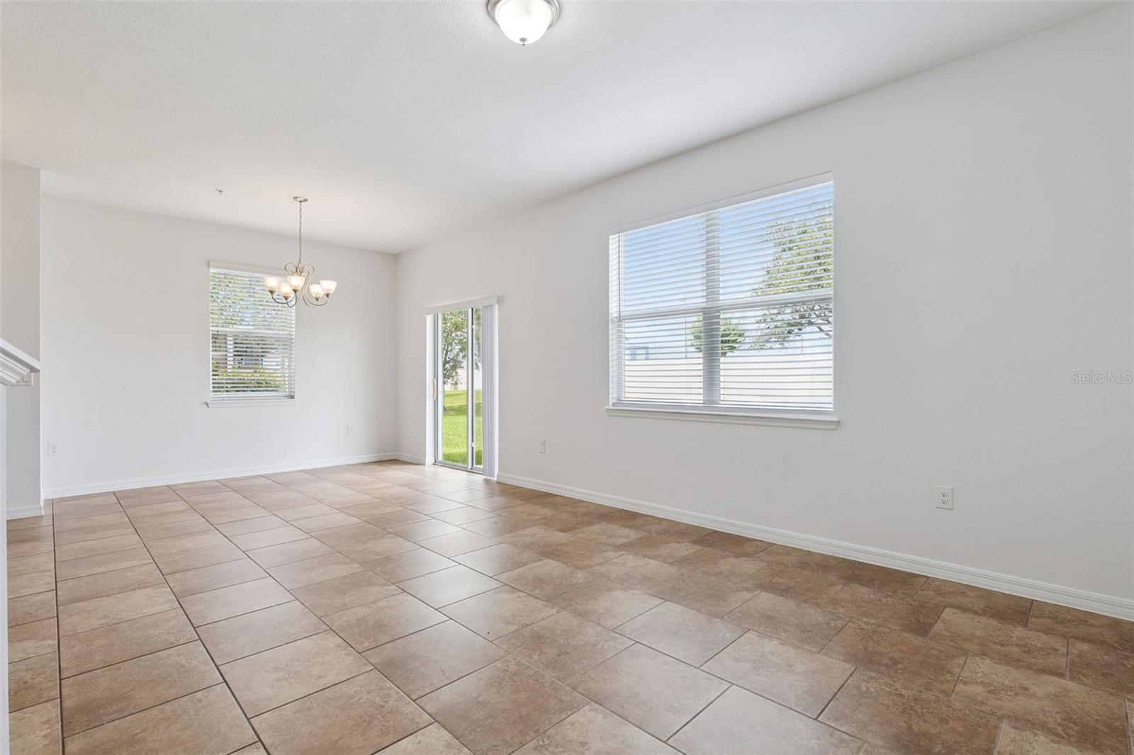 6558 S Goldenrod Rd #78b Property Photo 4