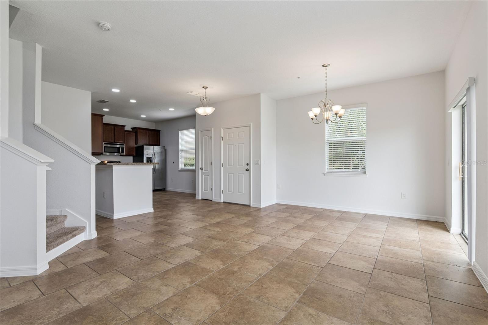 6558 S Goldenrod Rd #78b Property Photo 7