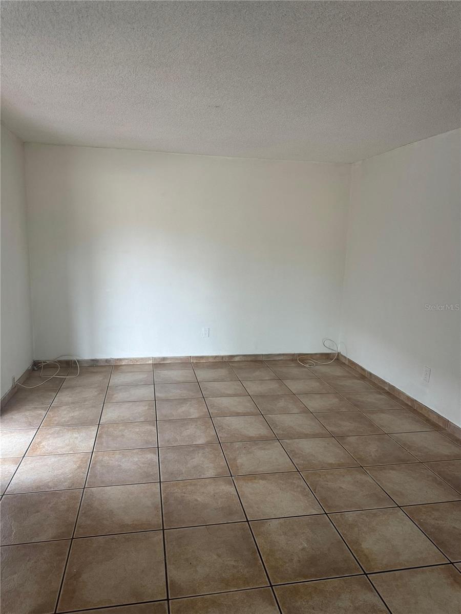 712 Michigan Ct #3 Property Photo 8