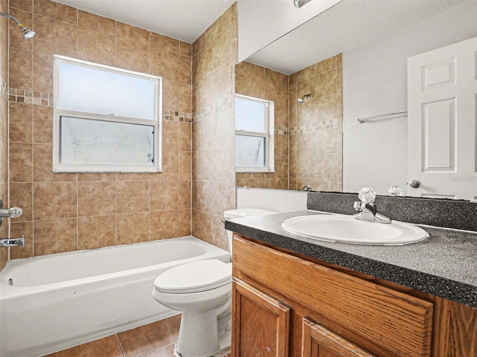 2481 Winchester Blvd Property Photo 12