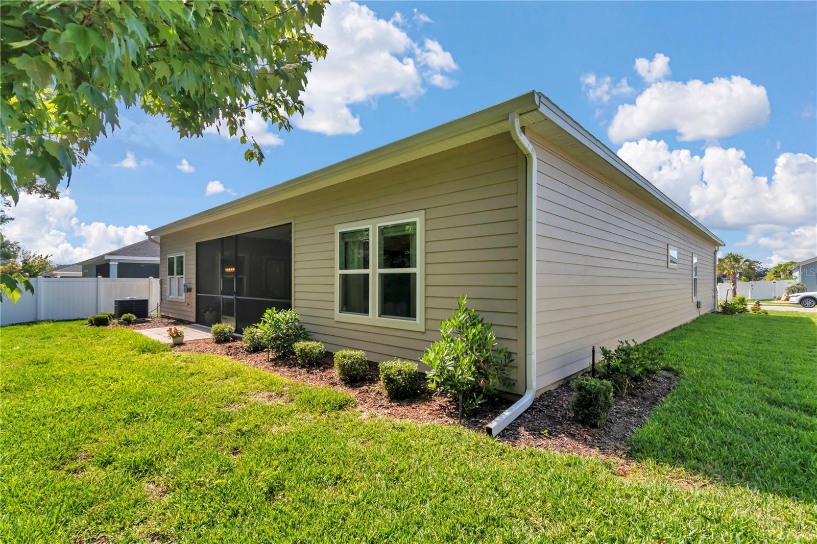 7663 Sw 74th Loop Property Photo 42