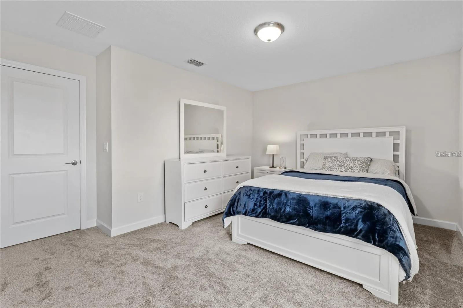 11819 Imaginary Way Property Photo 15