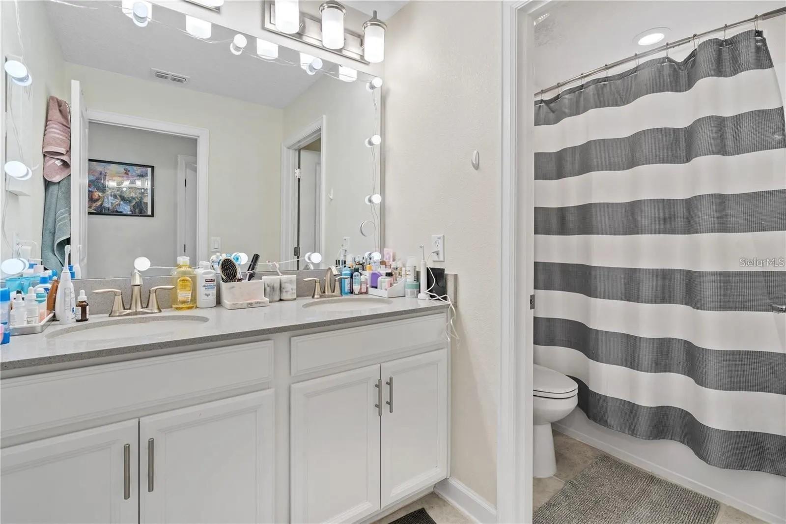 11819 Imaginary Way Property Photo 28