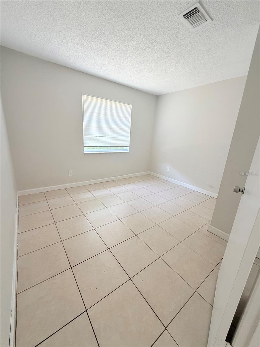 336 Montgomery Ct Property Photo 11