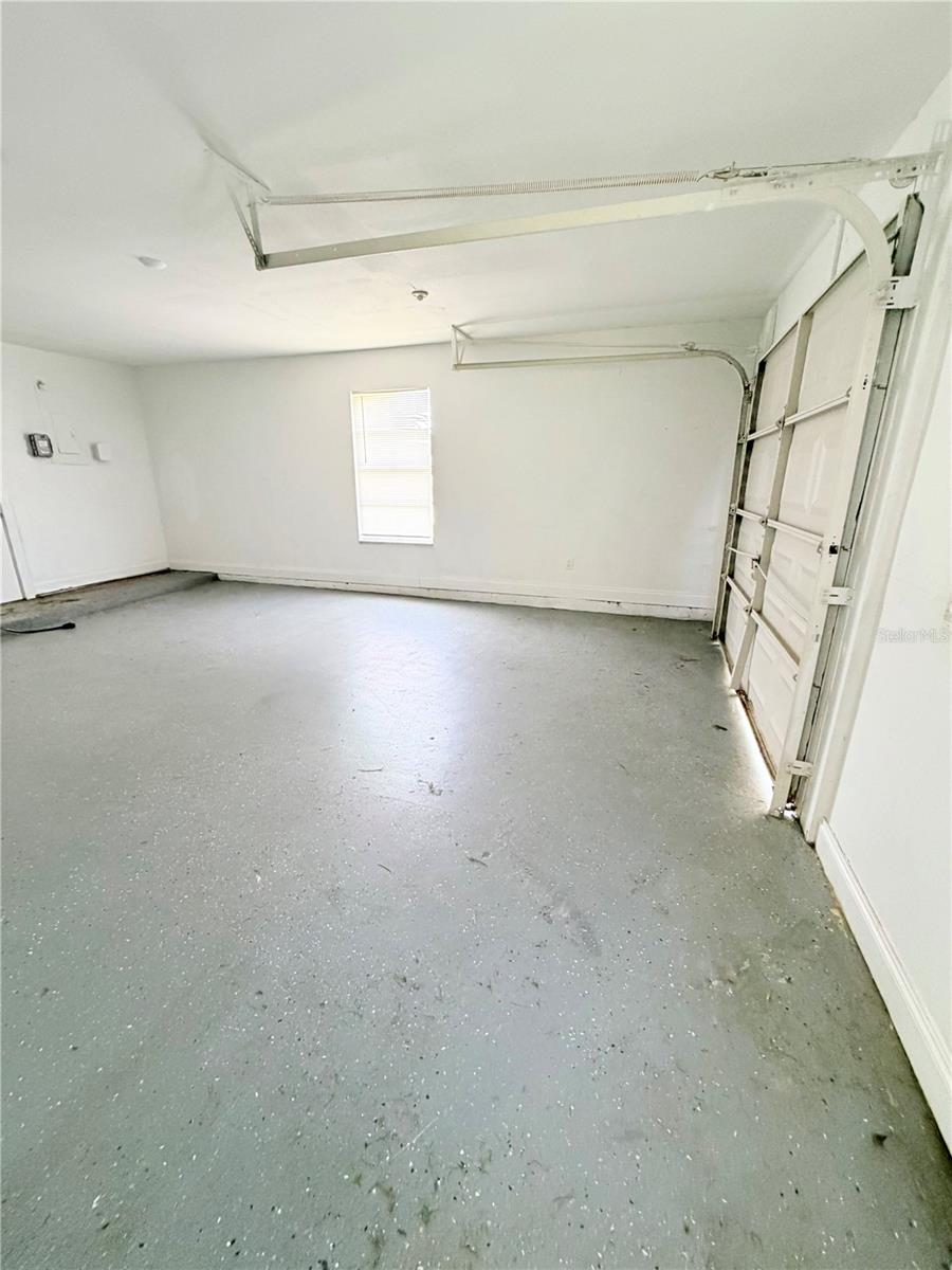 336 Montgomery Ct Property Photo 19