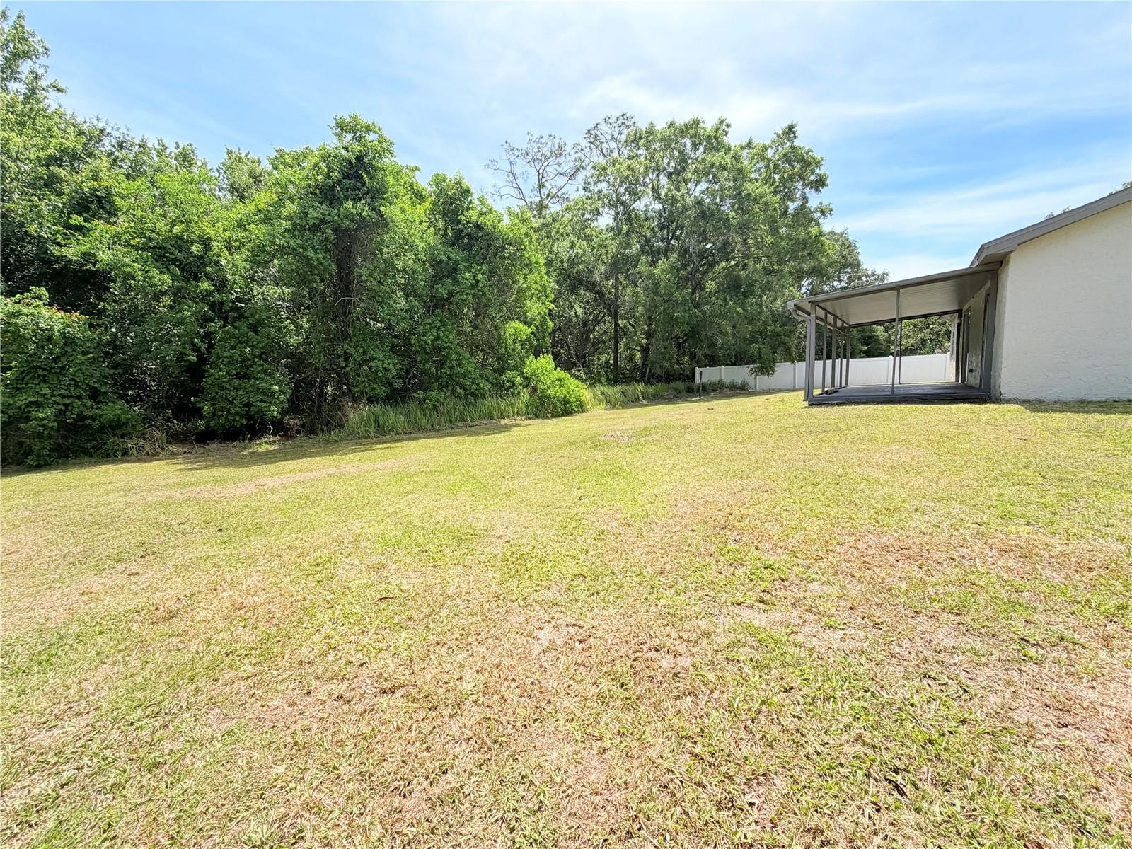 336 Montgomery Ct Property Photo 22
