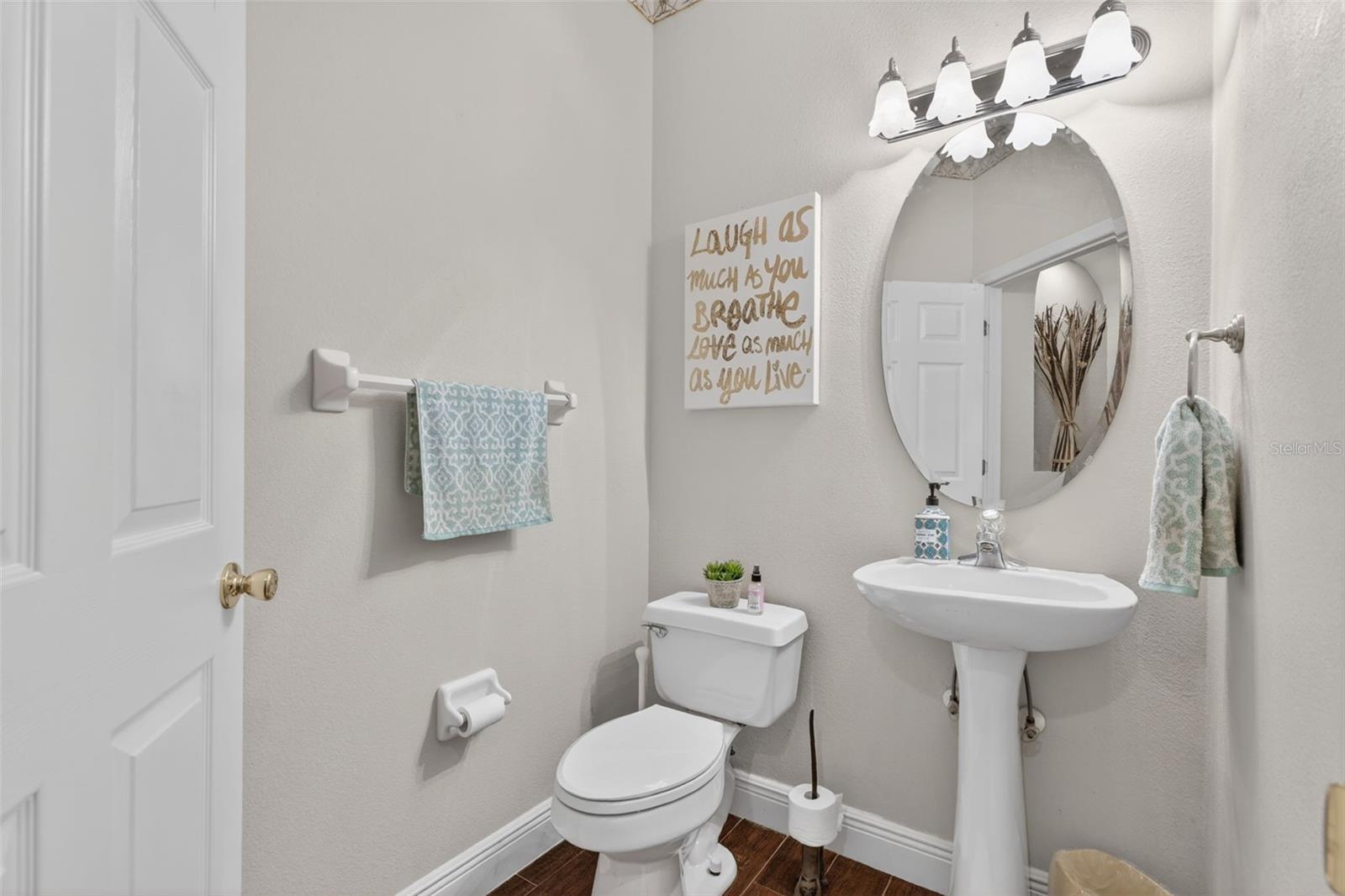 4552 Lake Calabay Dr Property Photo 37