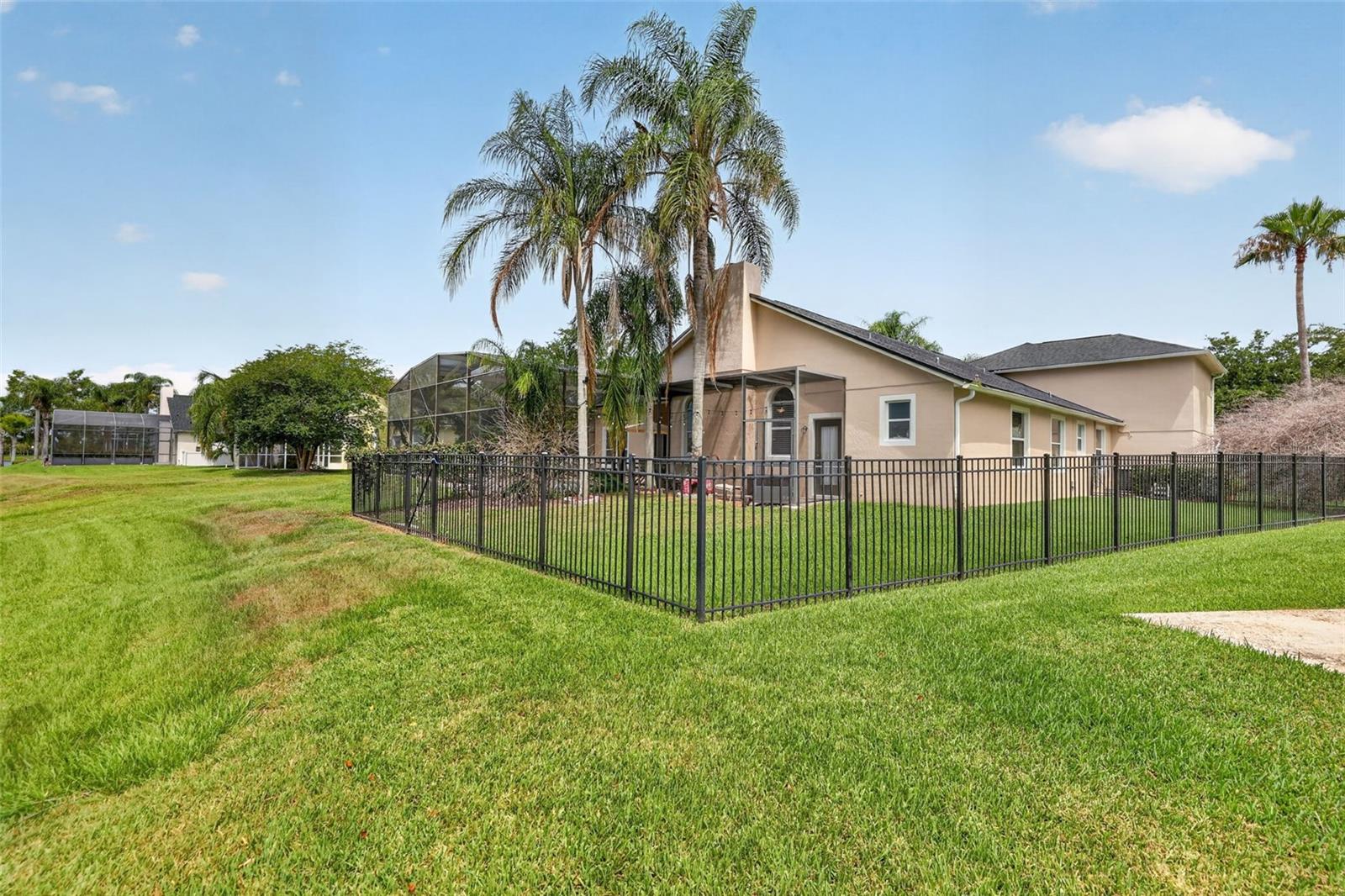 4552 Lake Calabay Dr Property Photo 48