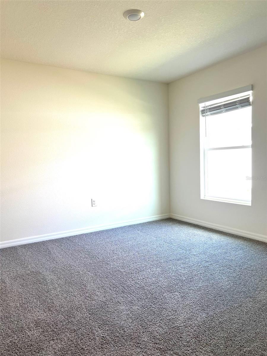 6527 Se 1st Loop Property Photo 17