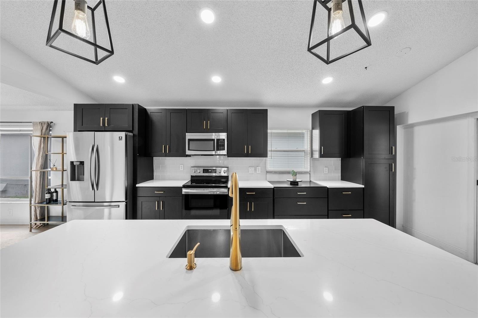 526 Fitzwilliam Way Property Photo 10
