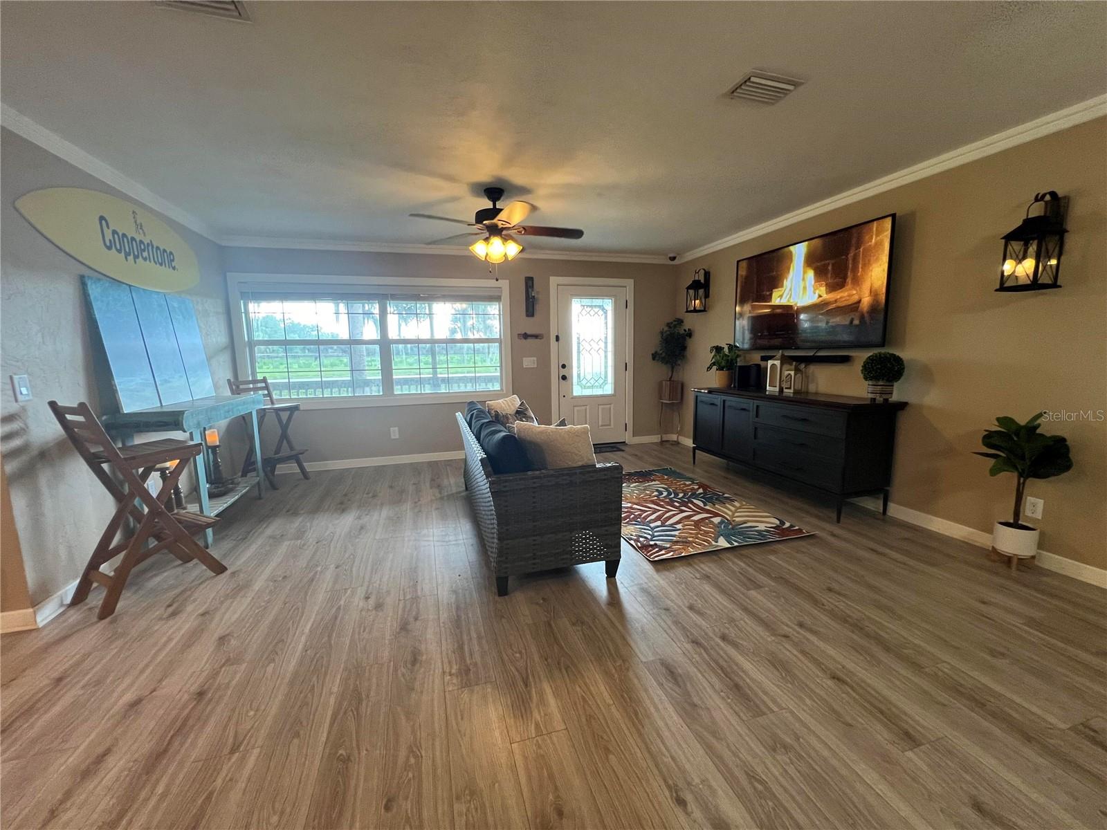 1505 Hontoon Rd Property Photo 8