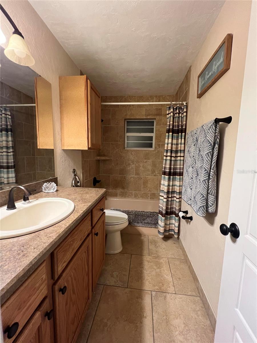 1505 Hontoon Rd Property Photo 10
